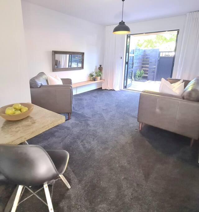 Apartment 1 - Haddin Court - Executive One Bedroom Blenheim Exteriör bild